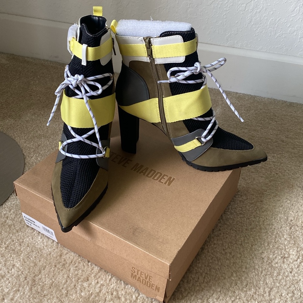 Steve Madden illusion mesh booties